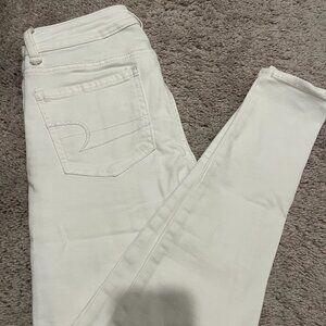 American Eagle Outfitters Jegging Super Stretch White Jeans